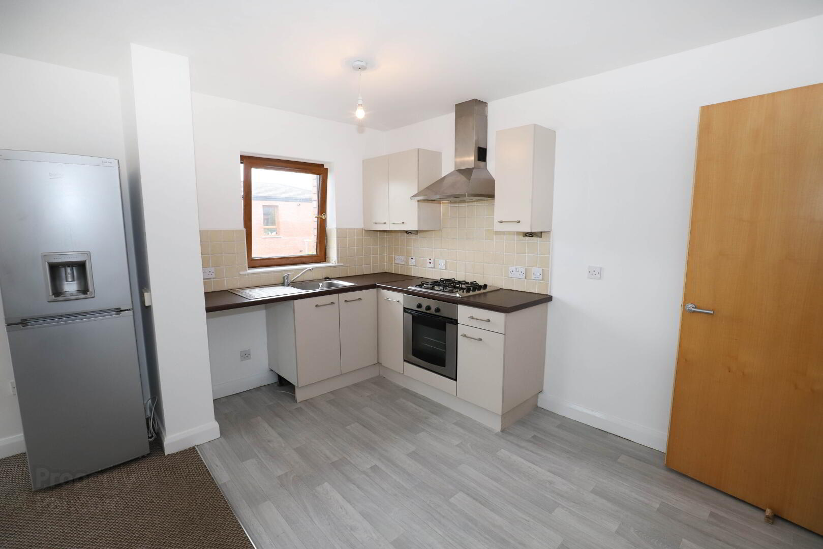 Apartment 3, 32, Chatsworth Street 4 of 12