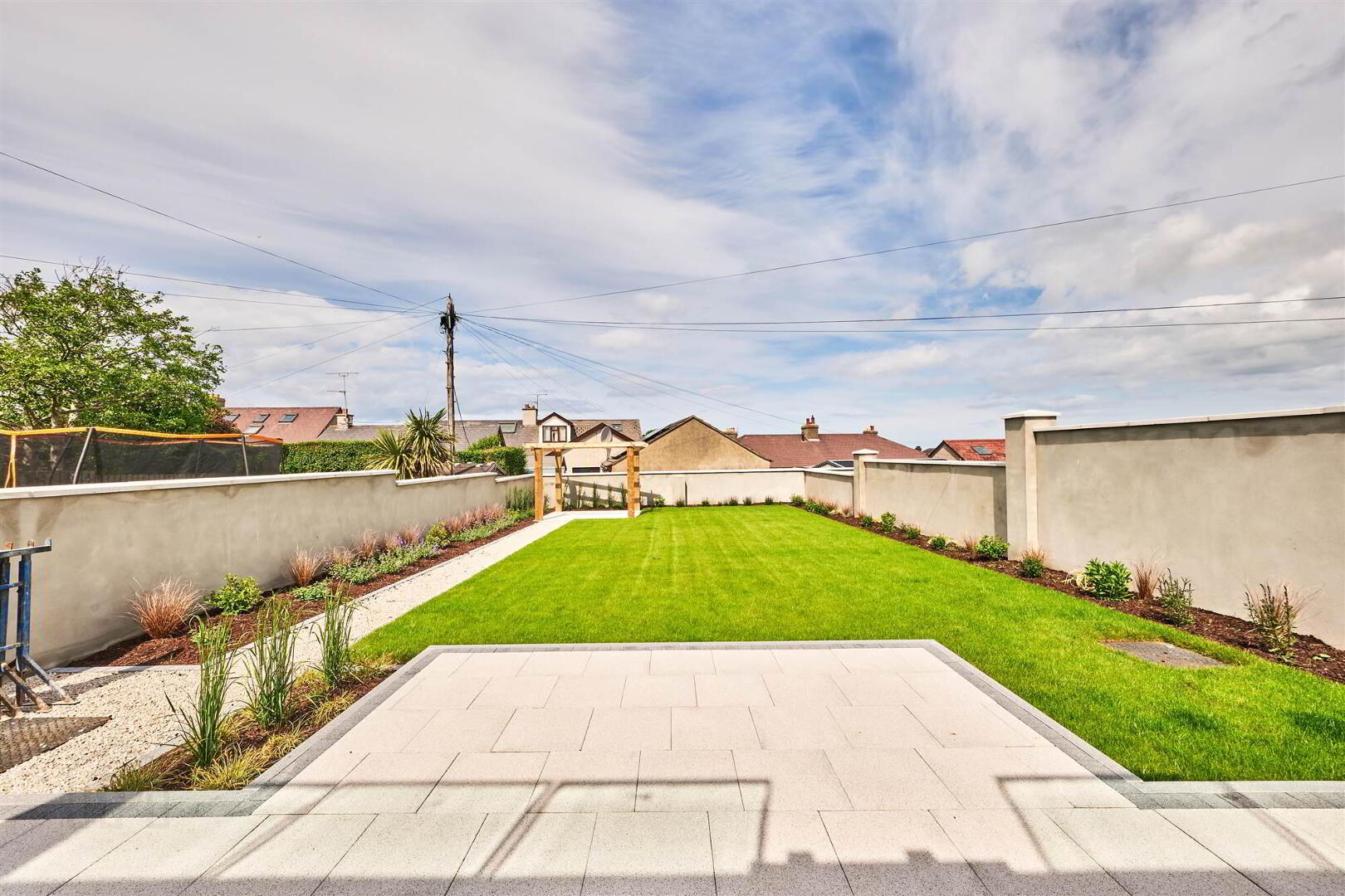 19 Queenora Avenue 25 of 32