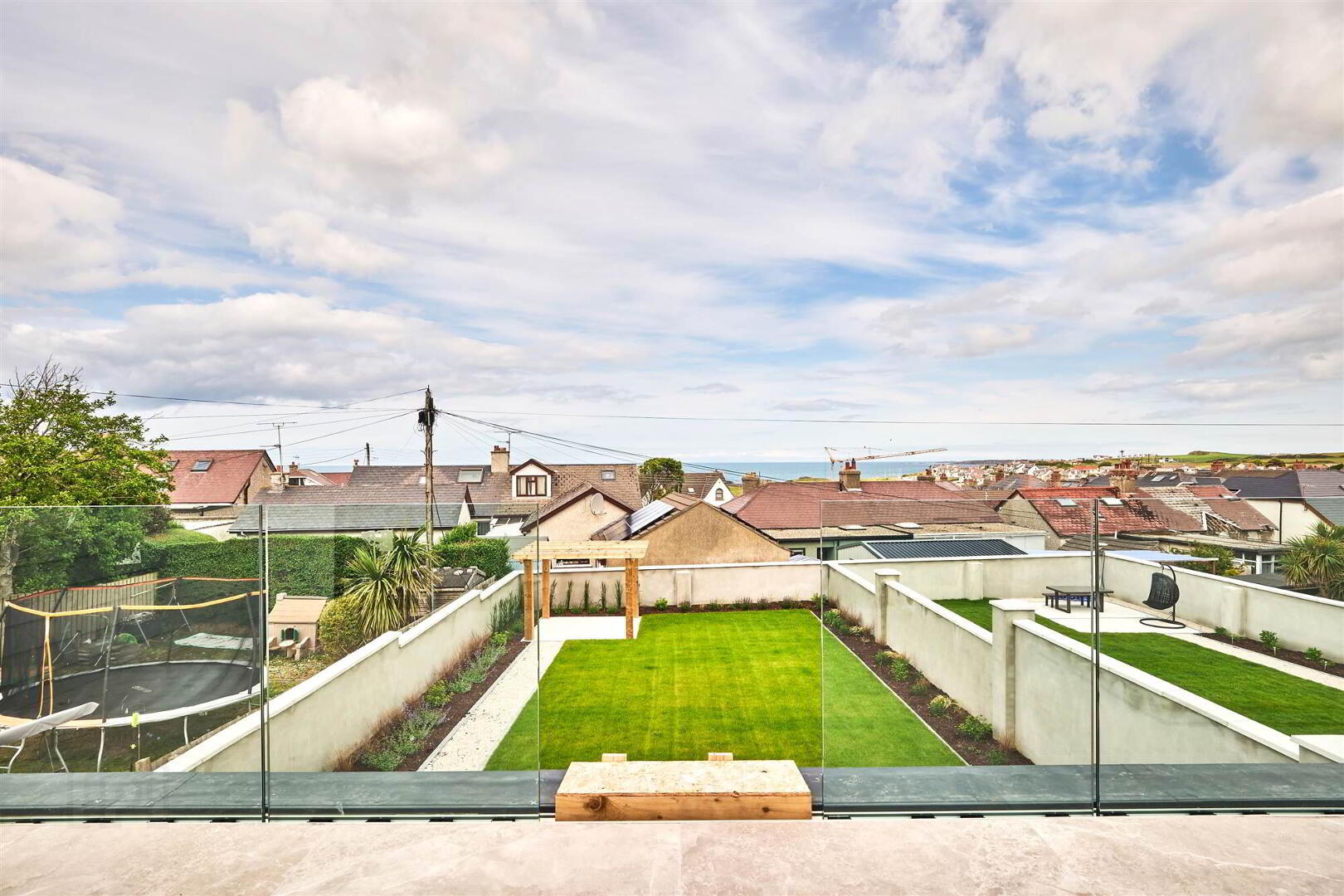19 Queenora Avenue 23 of 32