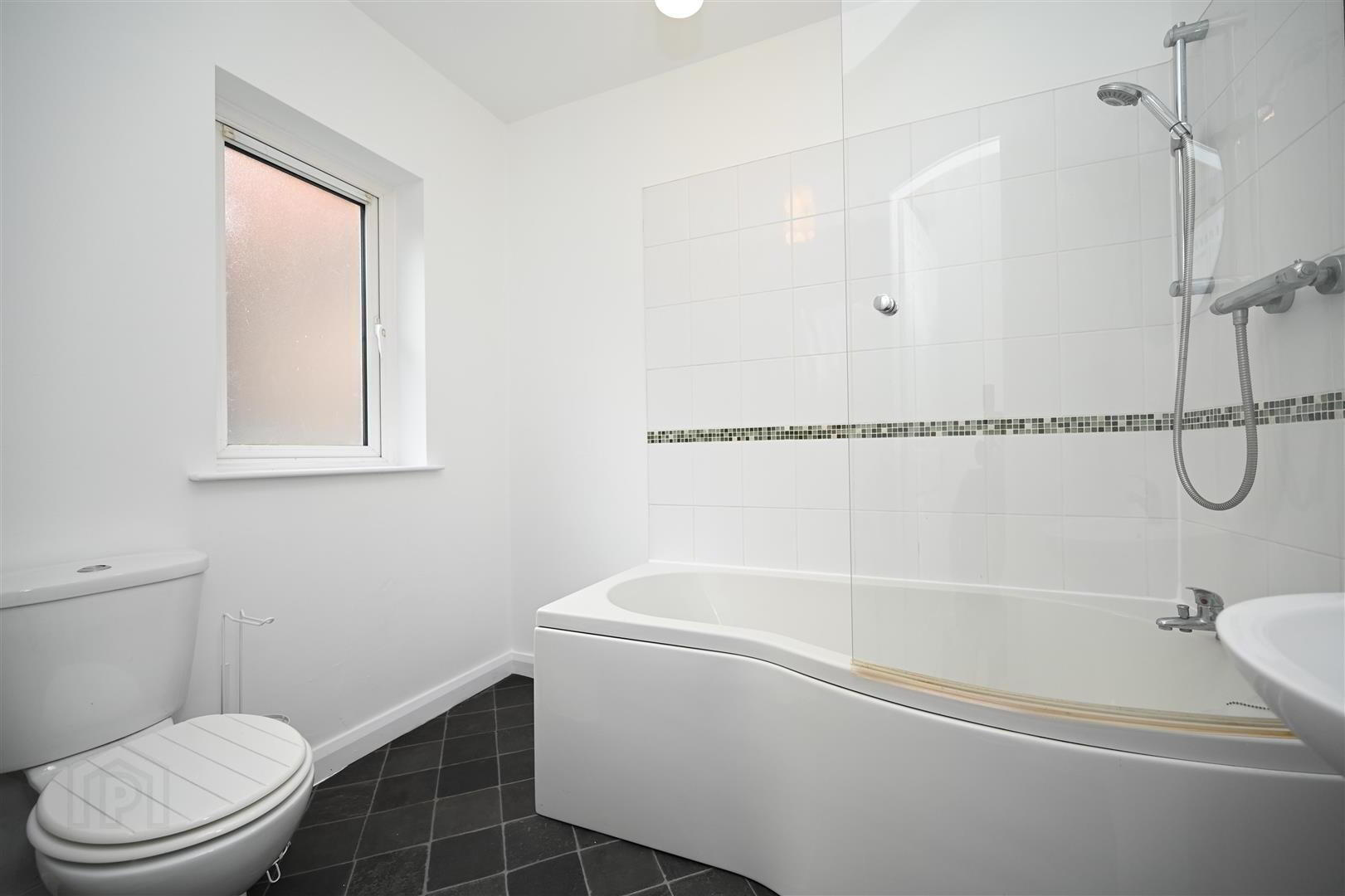 24a Glantane Drive 9 of 10