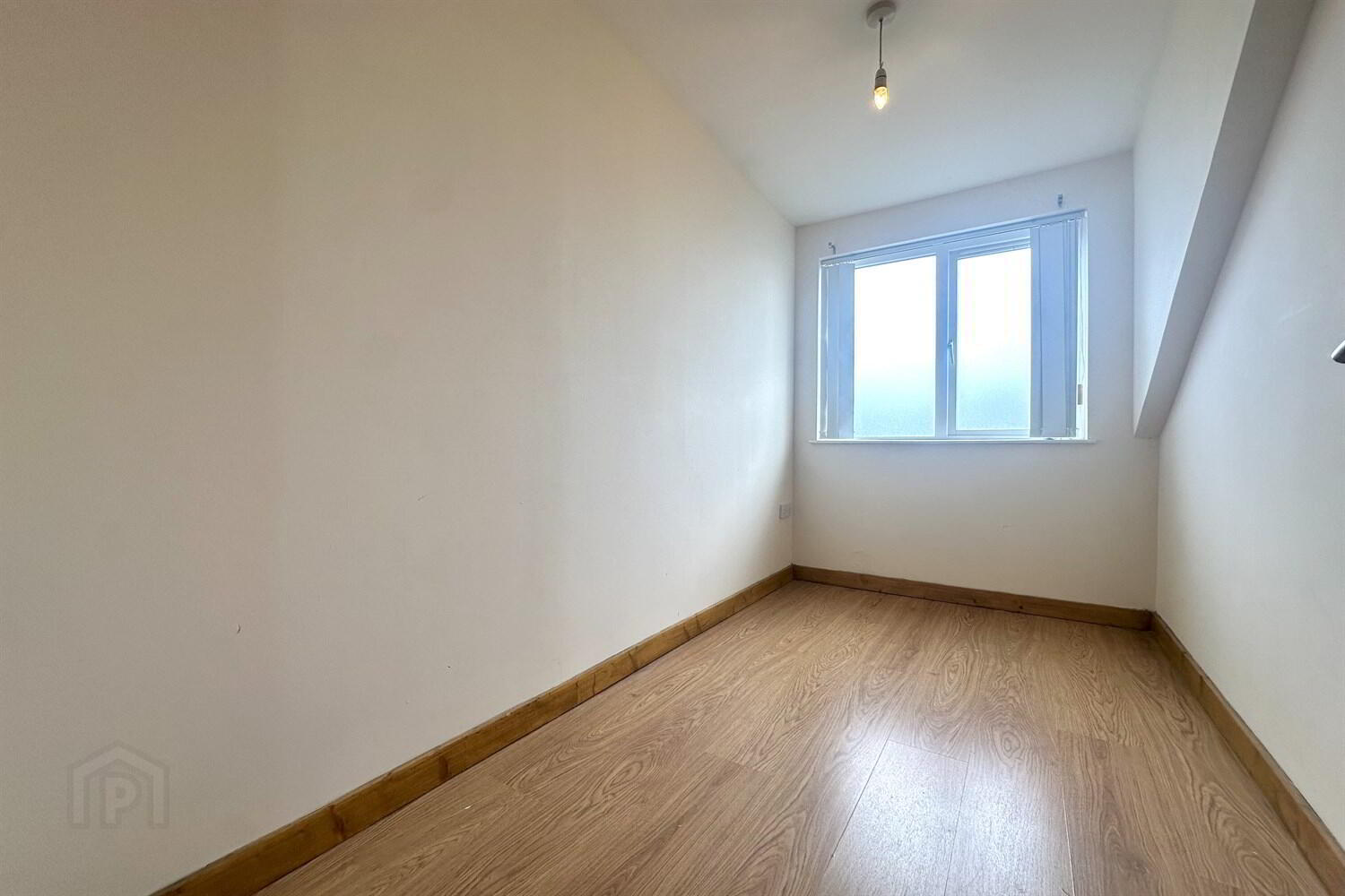 4, 13 Kinnaird Terrace 16 of 18
