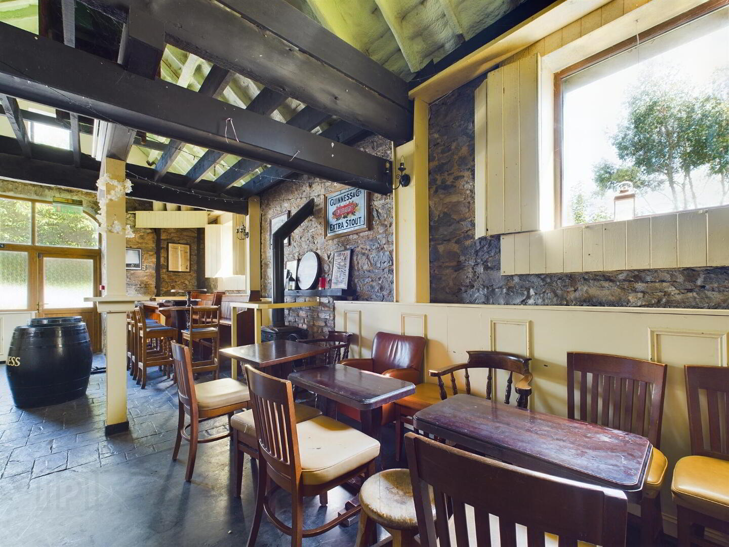 Spinners Bar 8 of 14