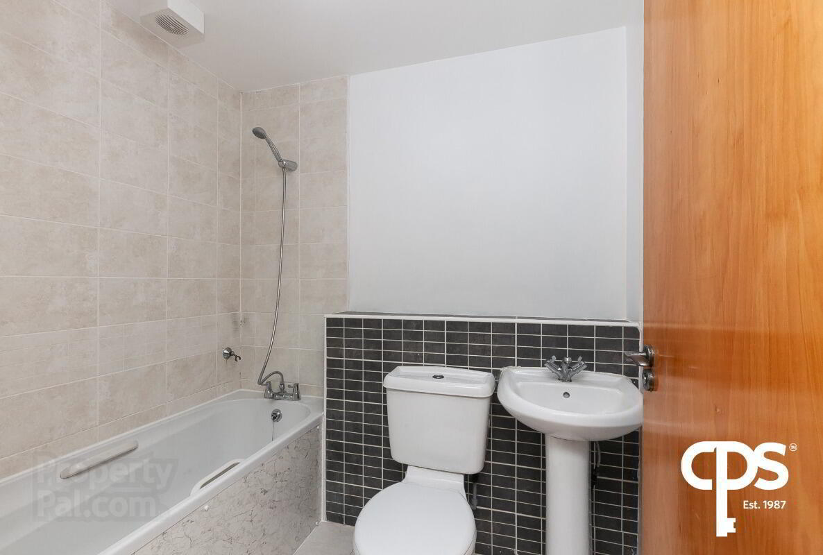 Apartment 16 Winter Gardens 14 of 14
