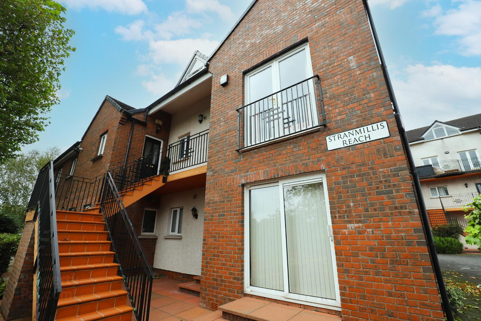 Riverside Apartment, 3 Stranmillis Reach