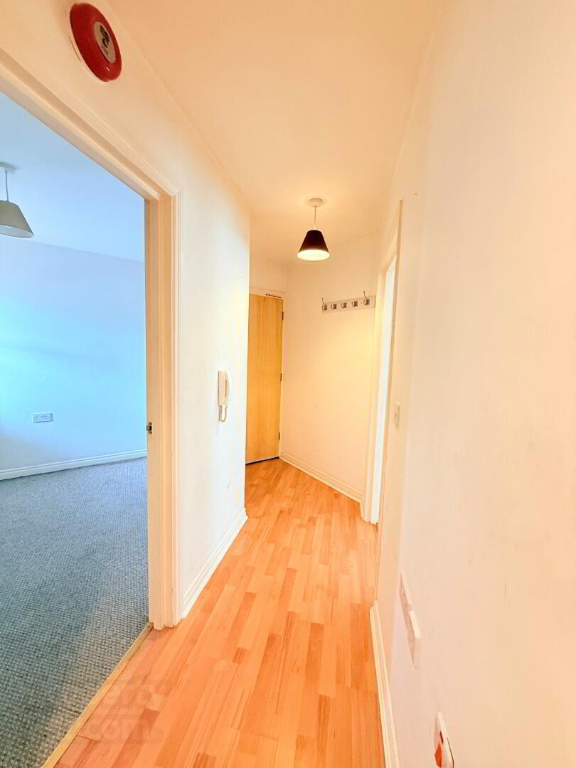 6 Waveney Court 3 of 14