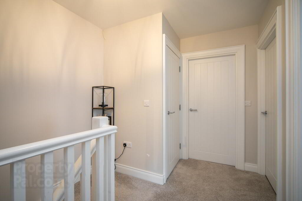 4 Ballantine Square 19 of 33