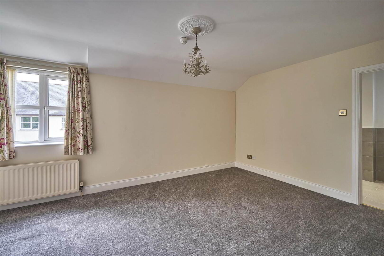 Apt 7 Avoca House, 83 Princetown Road 12 of 17