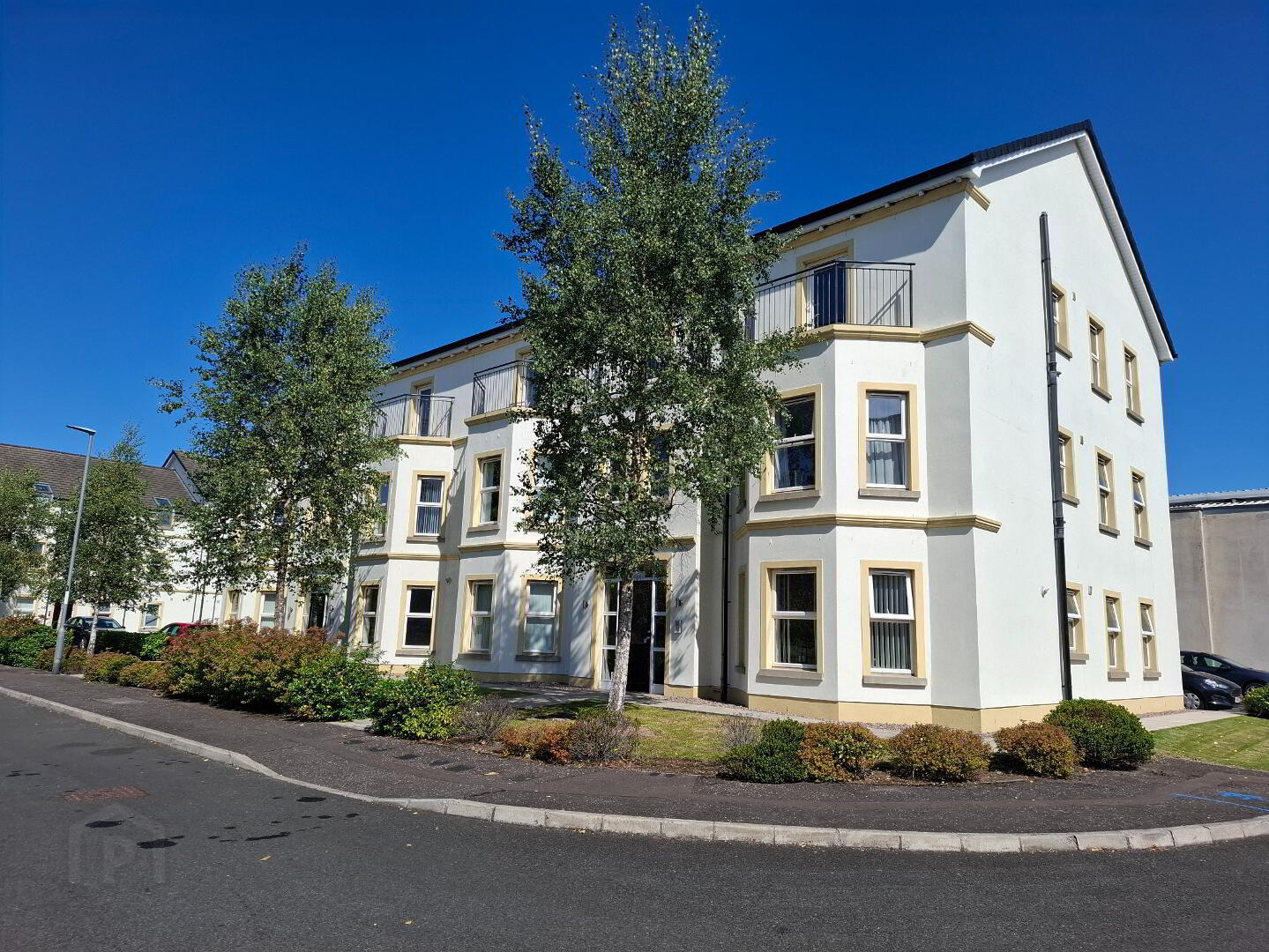Corran Mews 1 of 13