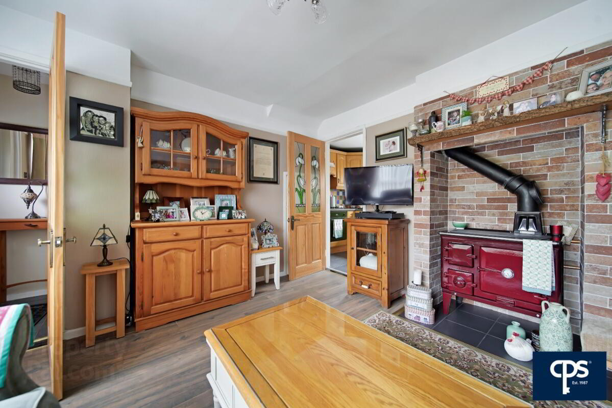 3 Church Brae 6 of 28