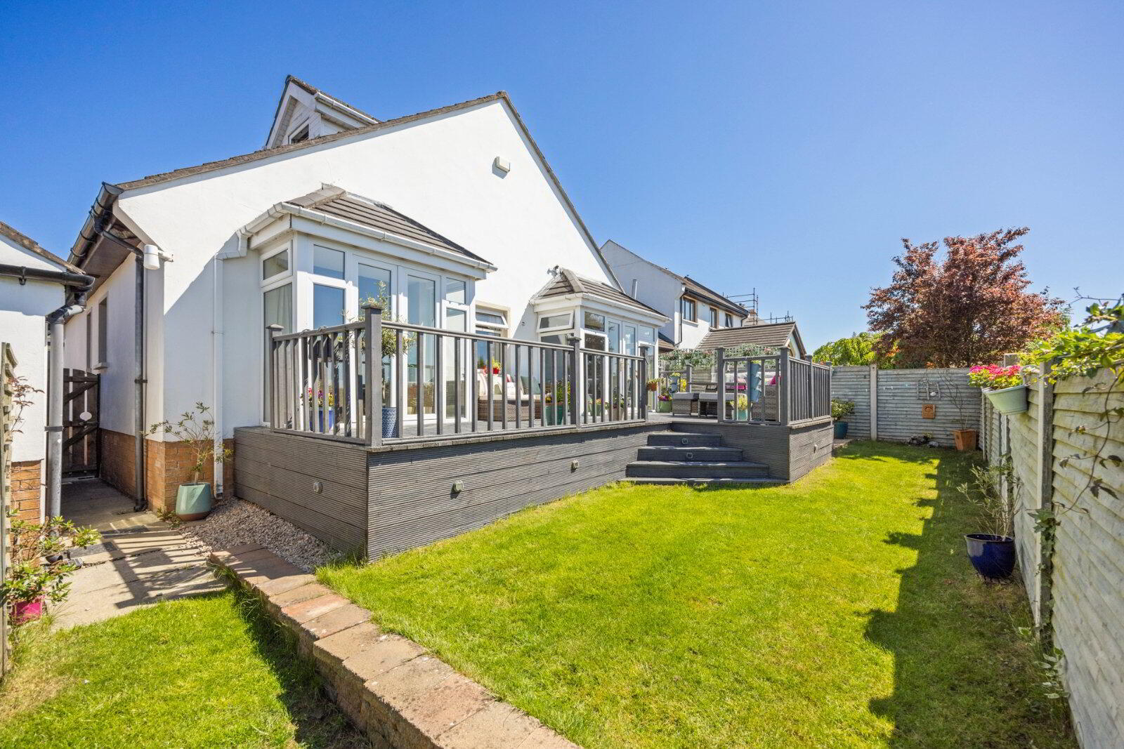 39 Royal Lodge Avenue 26 of 28
