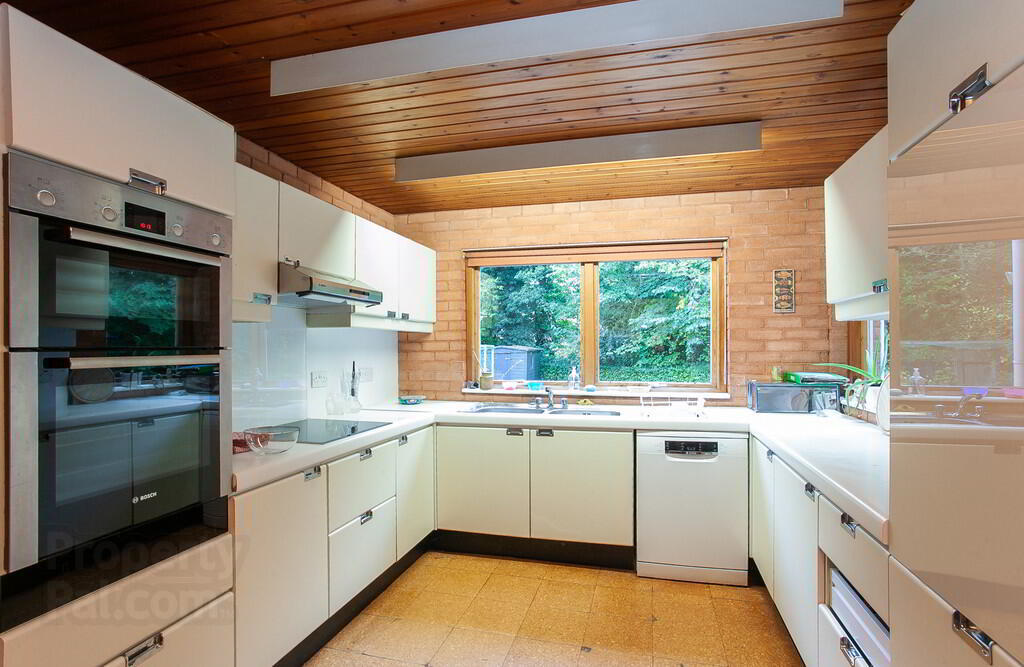 13 Edenvale Park 8 of 27