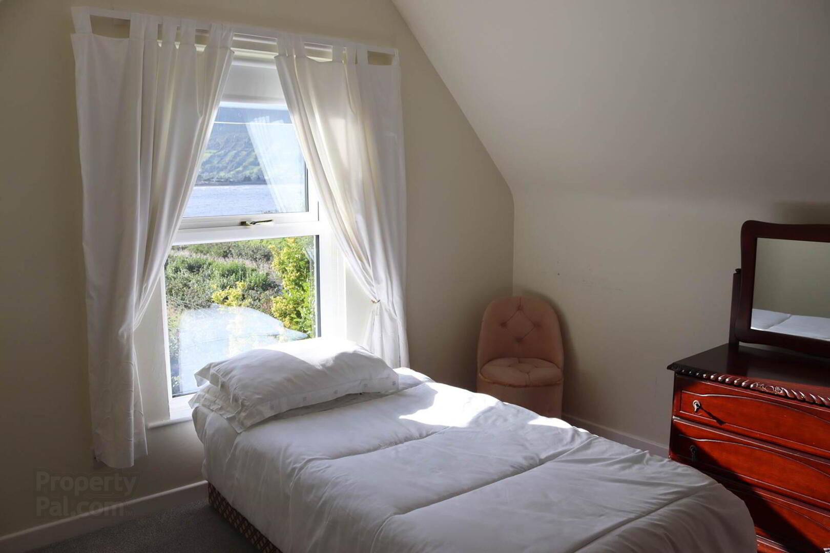 166 Garron Road 12 of 25