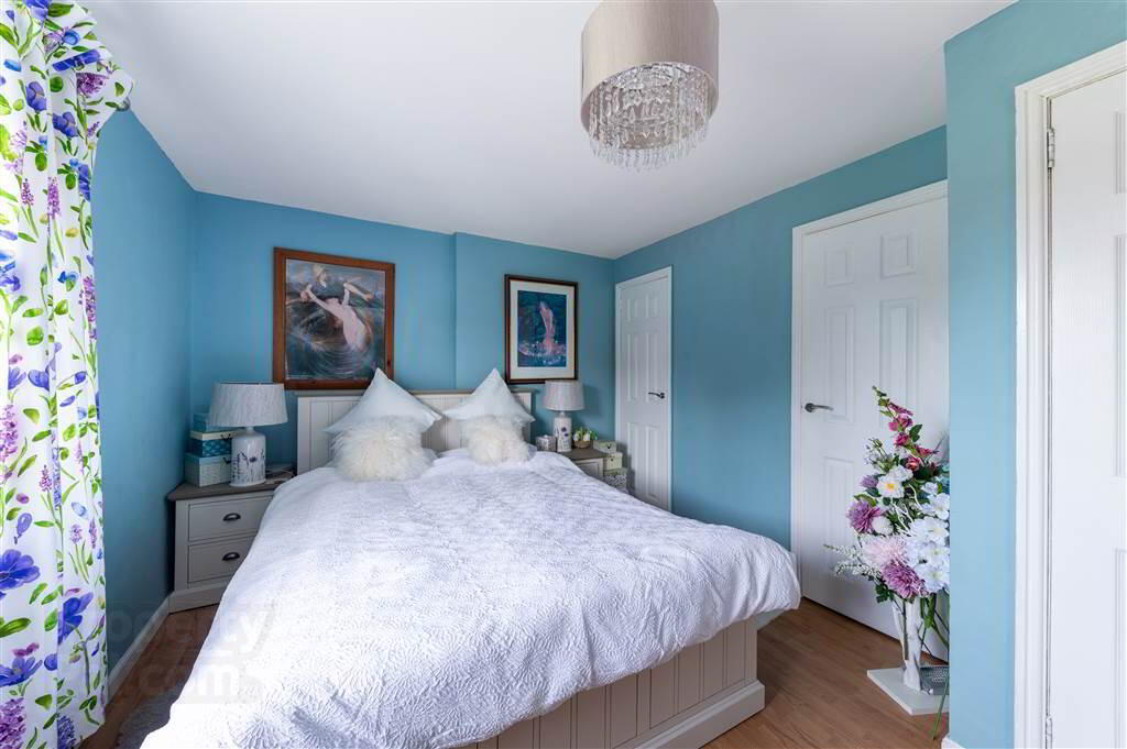 7e Glenarm Square 9 of 16