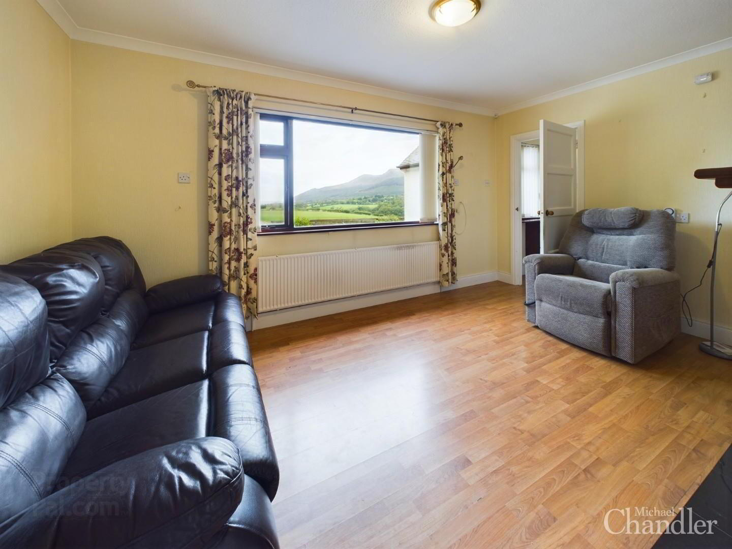 132 Bryansford Road 4 of 26