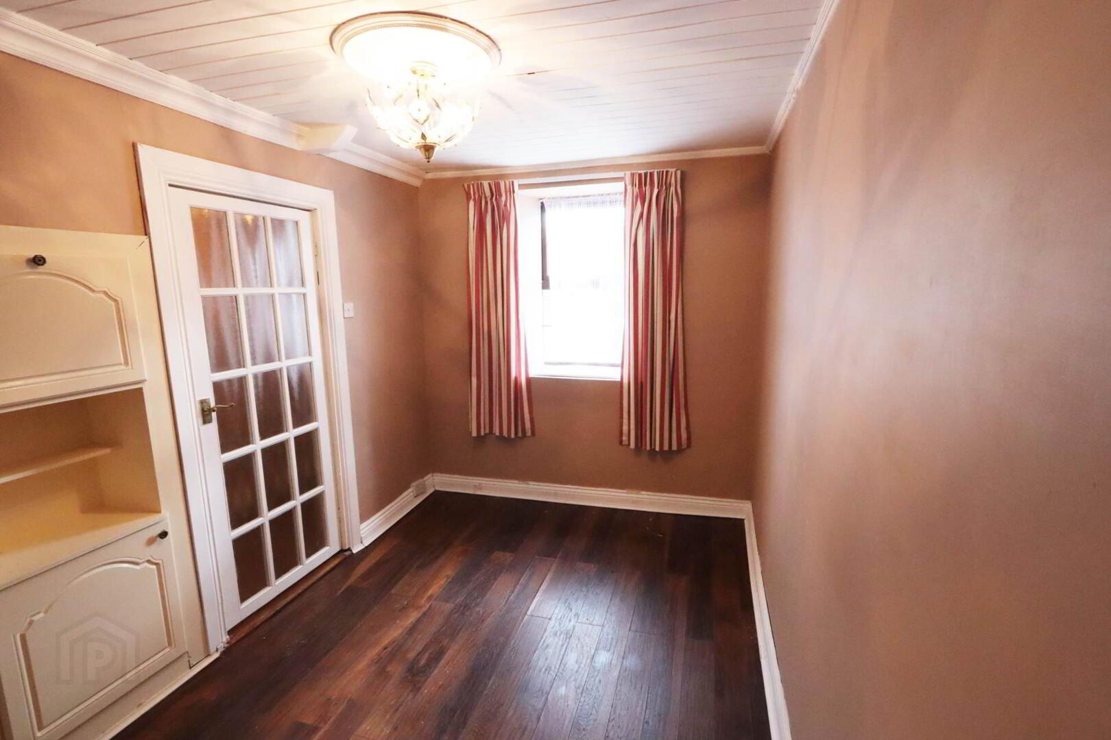 8 Emly Road 3 of 13