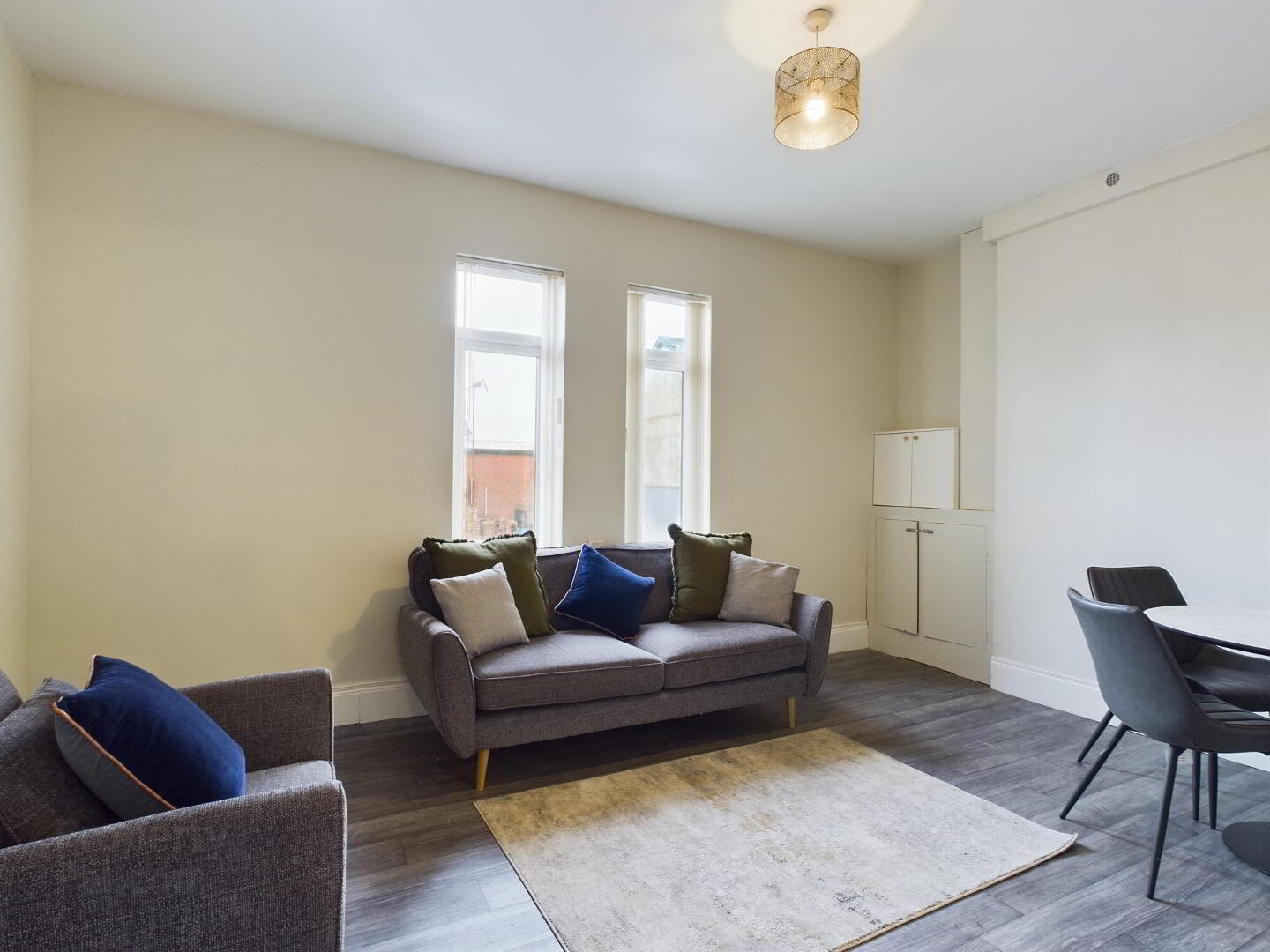 Apt 1, 340 Newtownards Road