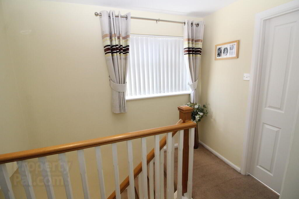22 Ferndale Road 7 of 14