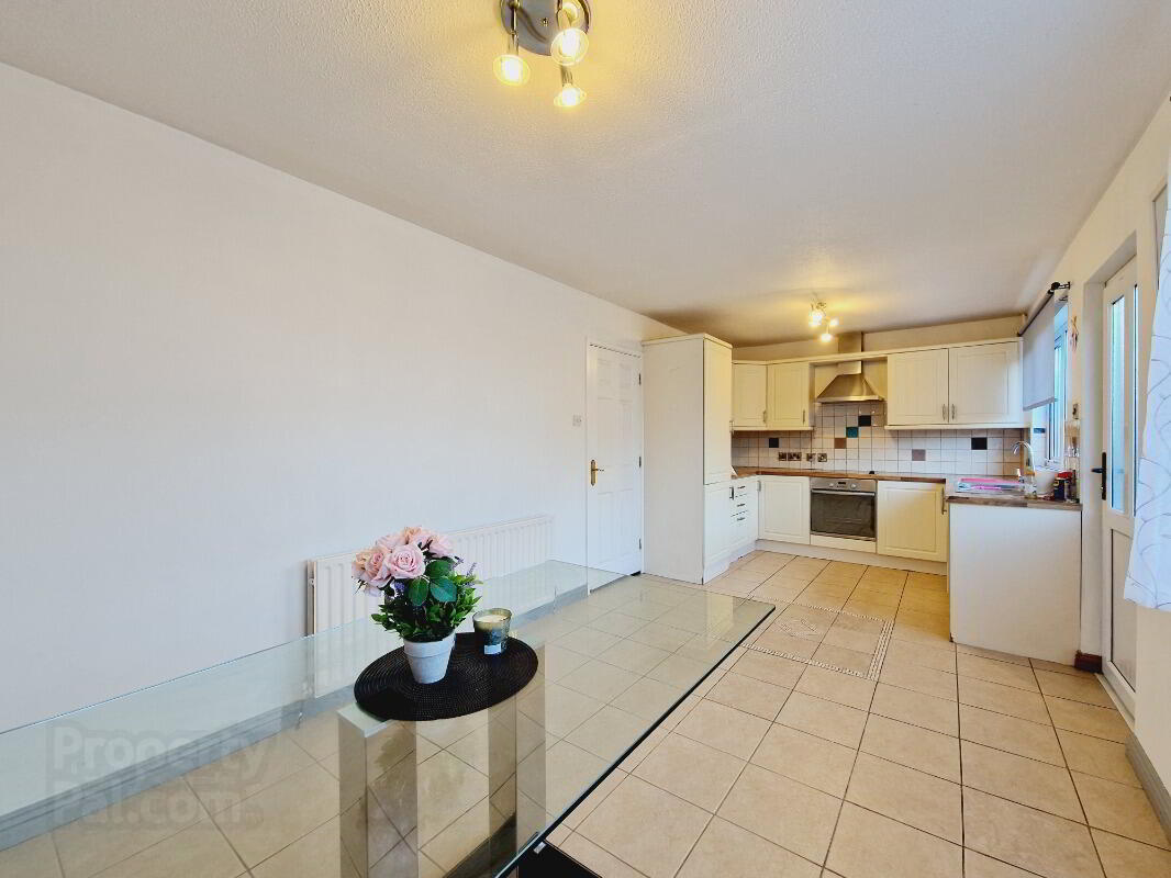 31 Summerfield Court 6 of 14