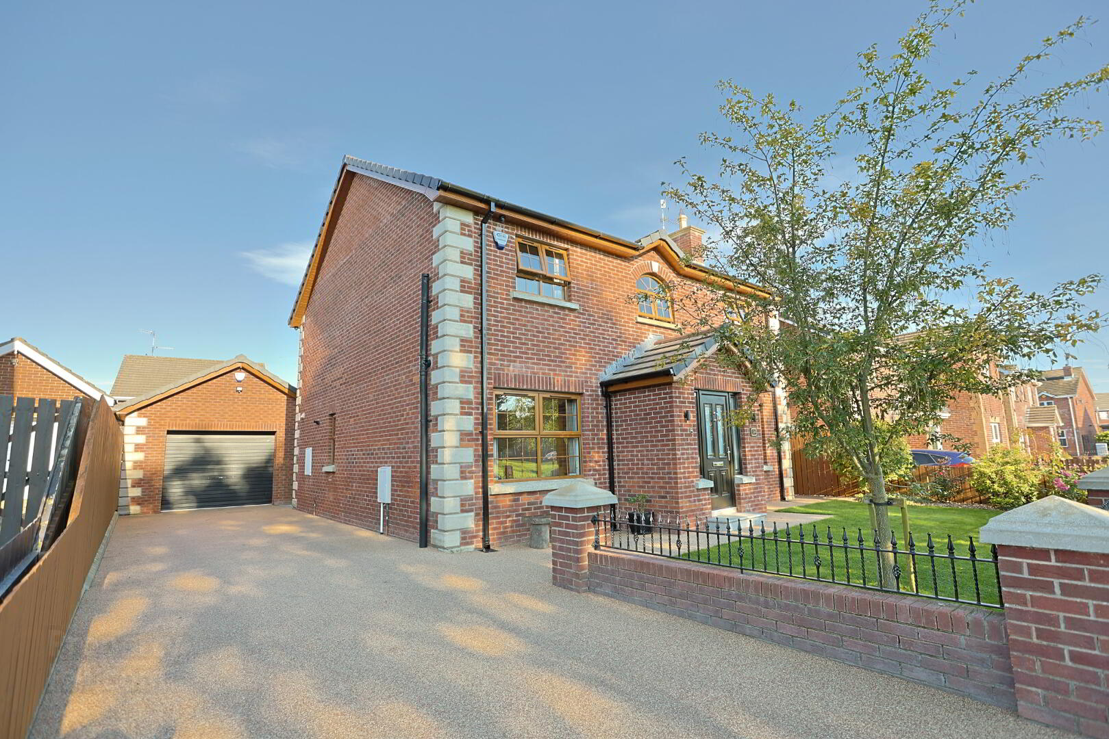 125 Larkfield Meadows