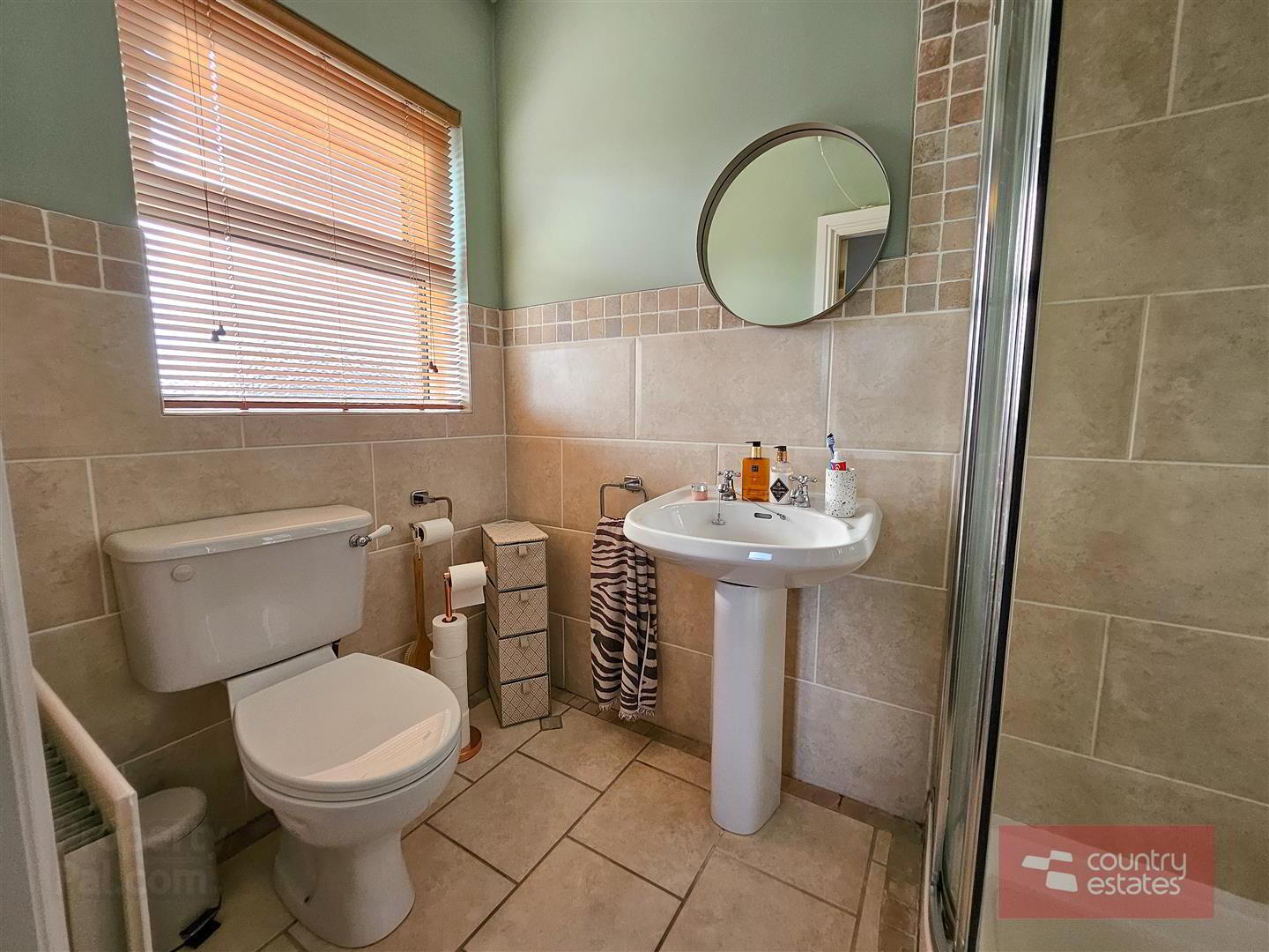 15 Broadlands Drive 26 of 42