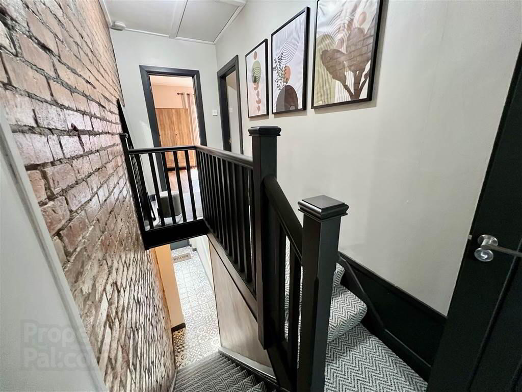66 Donard Street 19 of 24