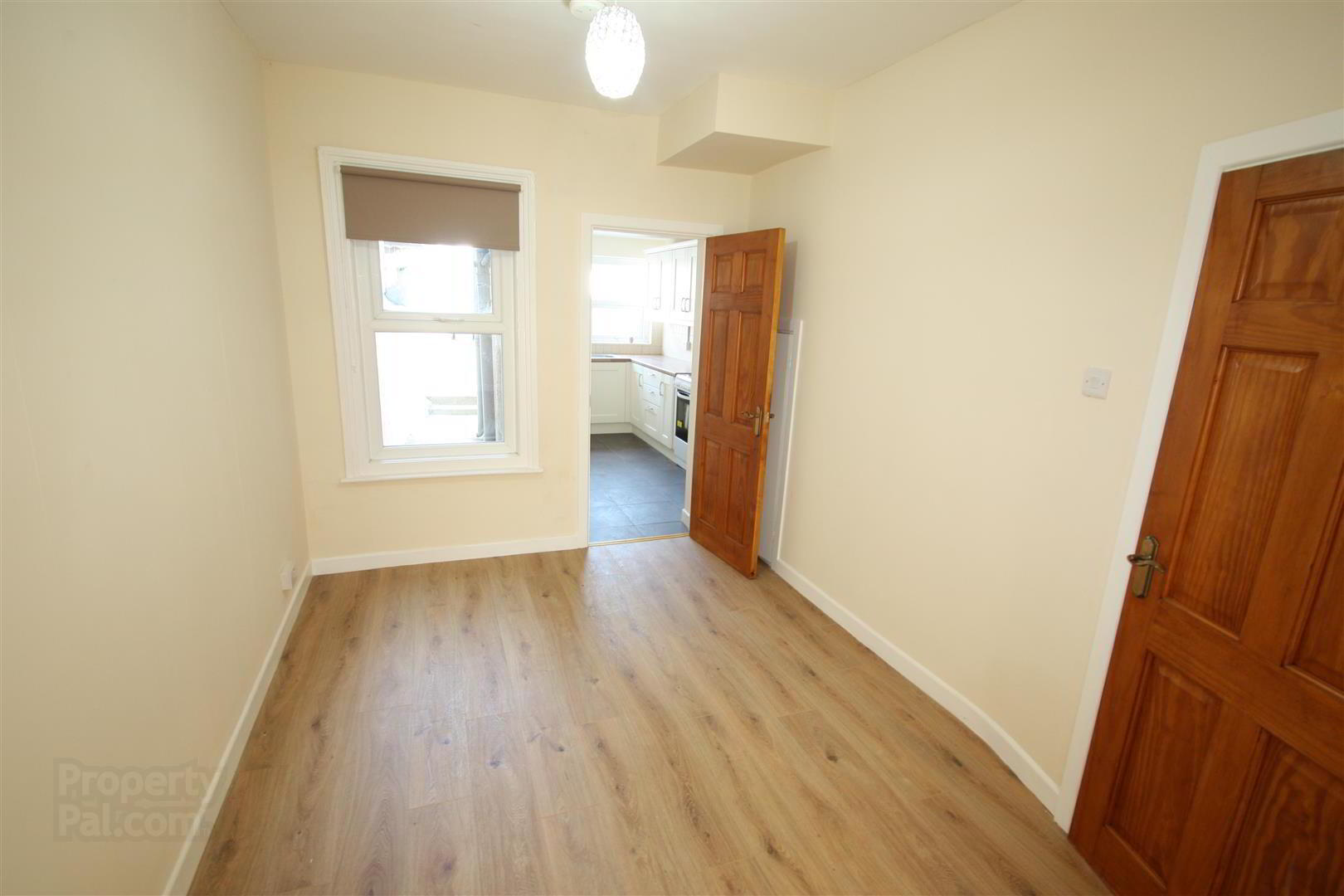 10 Belfast Road 5 of 19