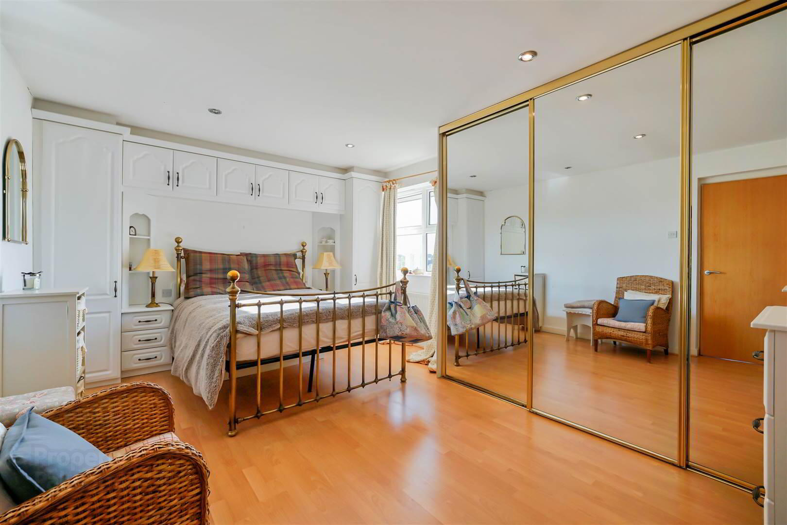 7 Penthouse, Bayside Apartments, 24 Ballyholme Road 10 of 15
