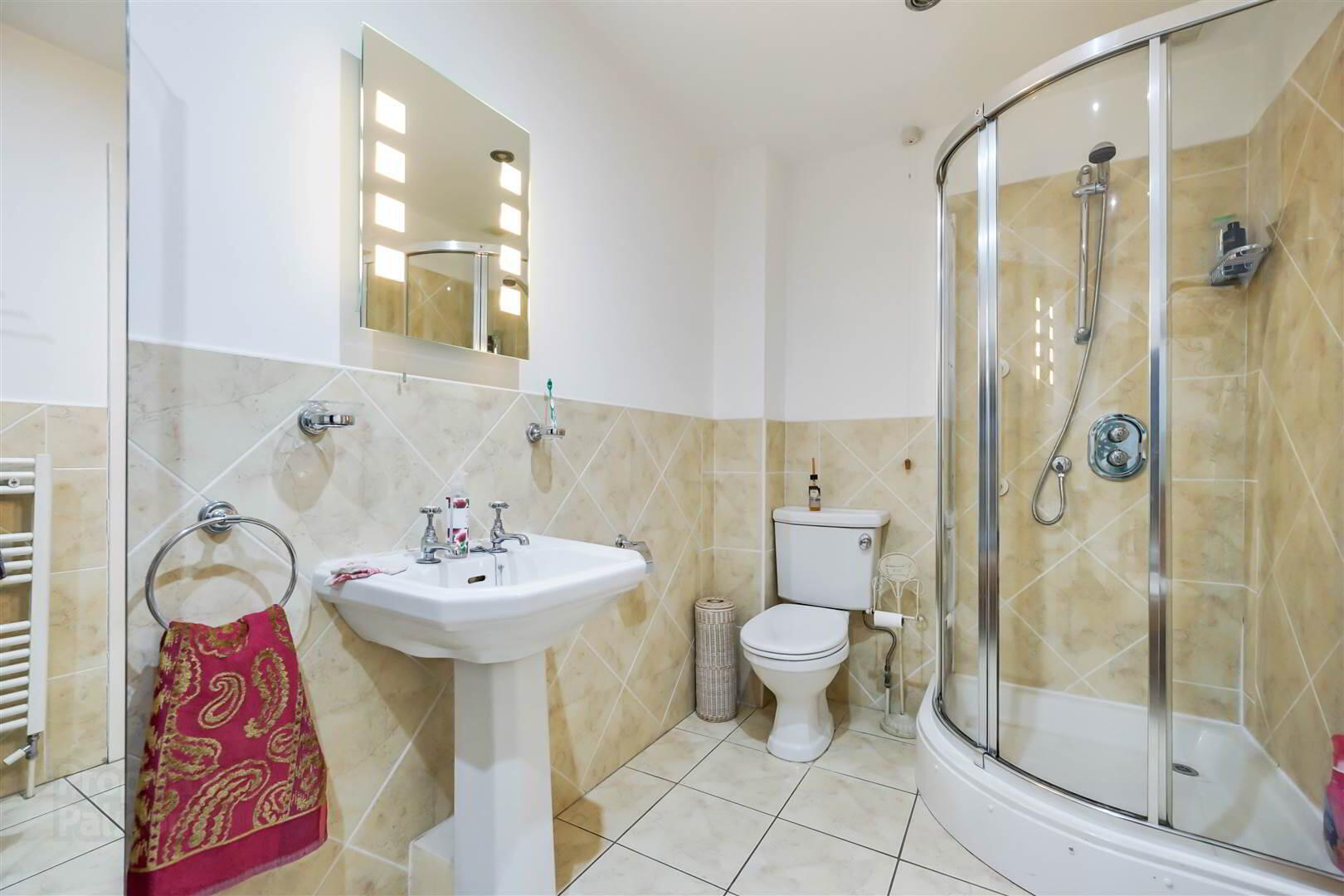 7 Penthouse, Bayside Apartments, 24 Ballyholme Road 12 of 15