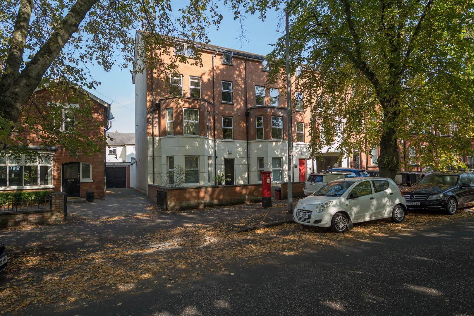 Apt 1, 73 Ulsterville Avenue