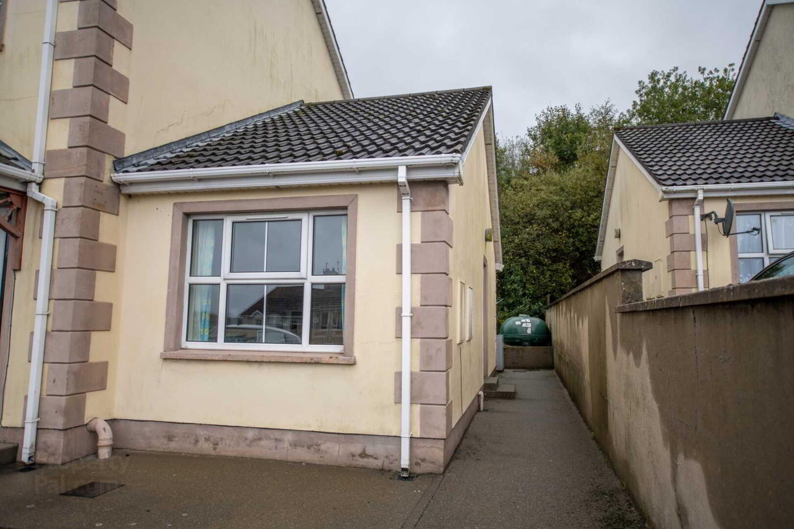 29a Lisnennan Court