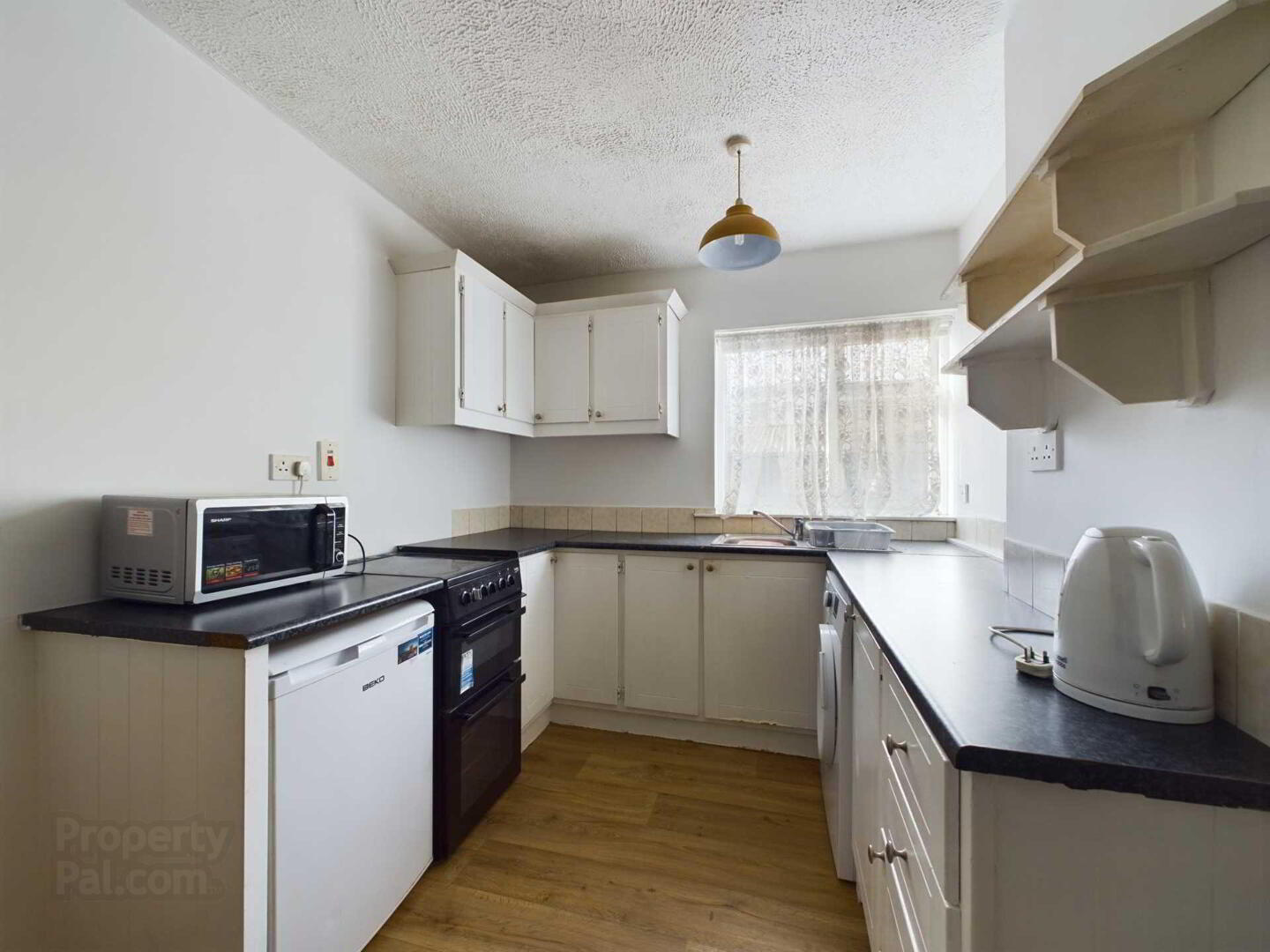 Flat 1, 75 Johnstown