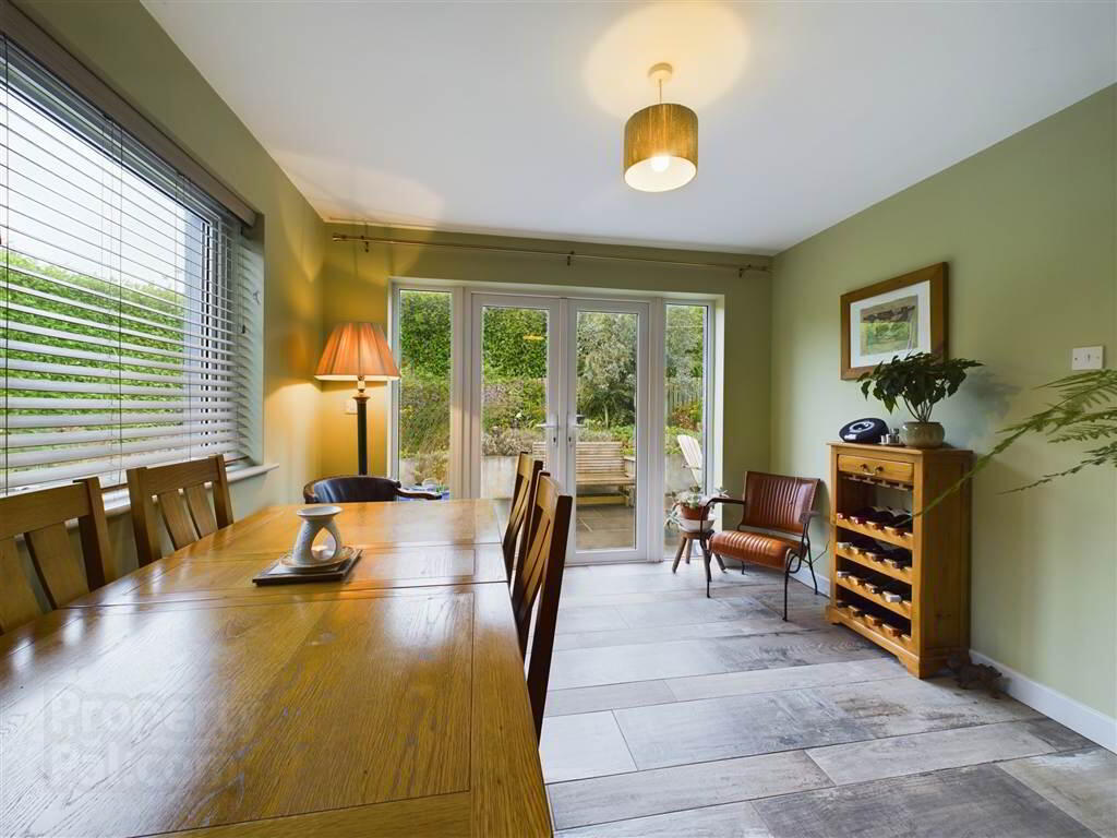 16 Dunmore Holiday Villas 3 of 15