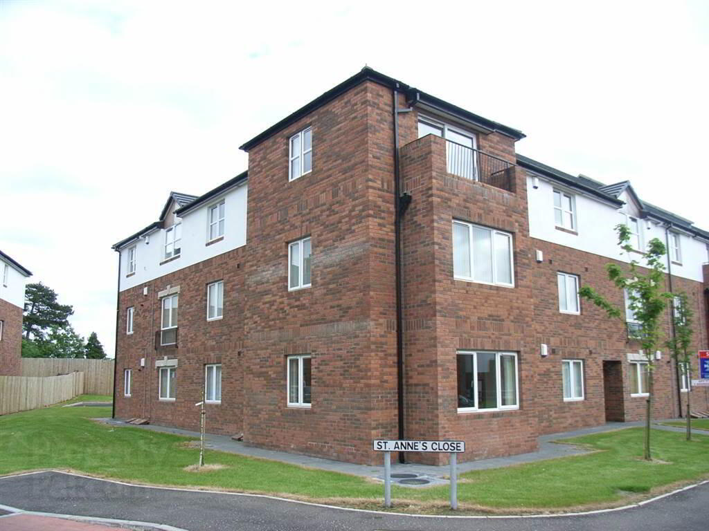 Apt 6, 15 St Annes Road