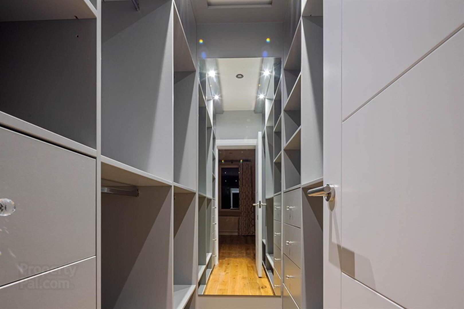 2 Kintyre Avenue 20 of 38