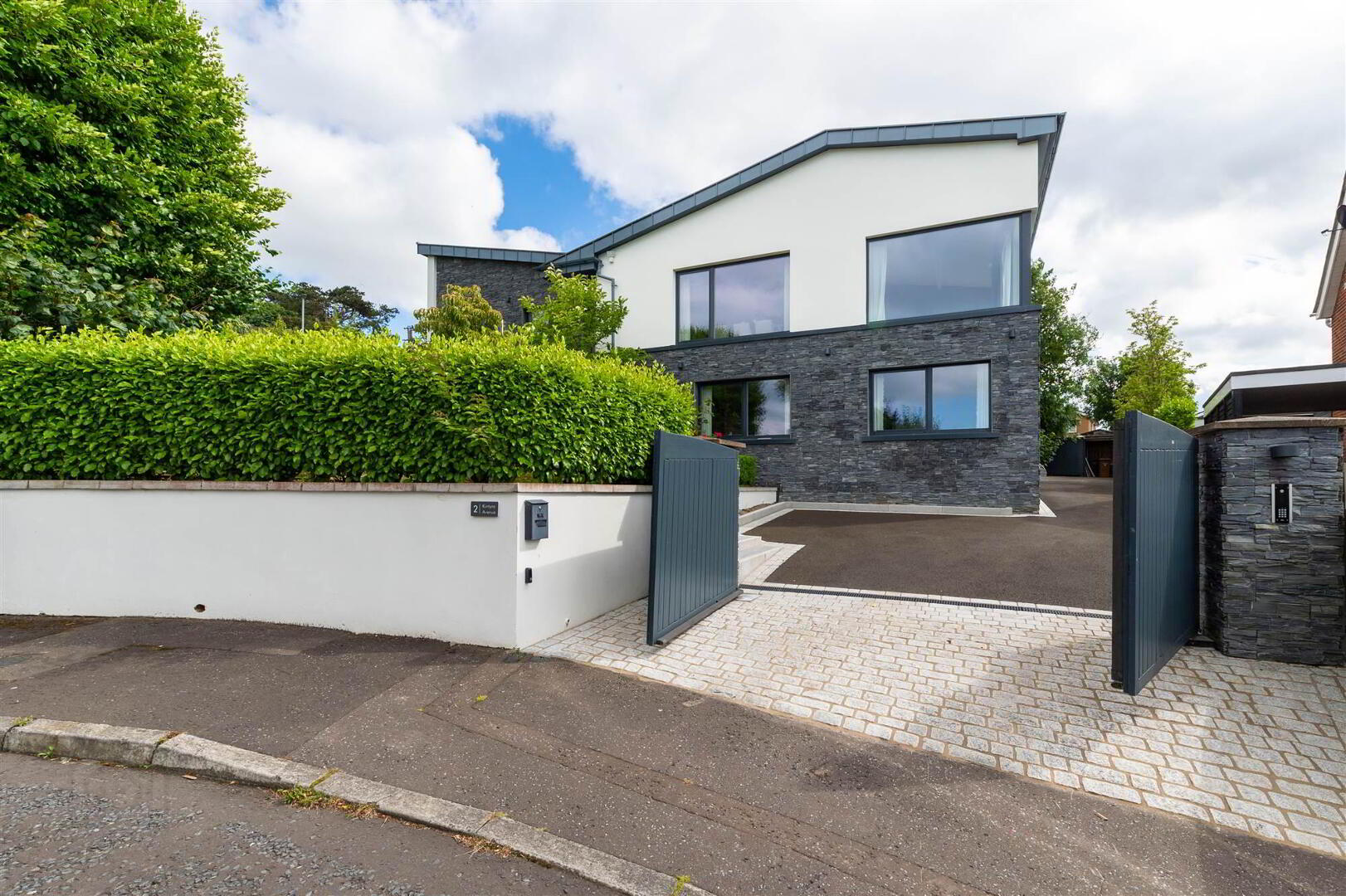 2 Kintyre Avenue 2 of 112