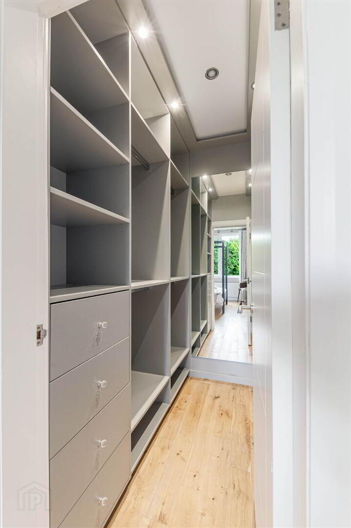 2 Kintyre Avenue 72 of 112