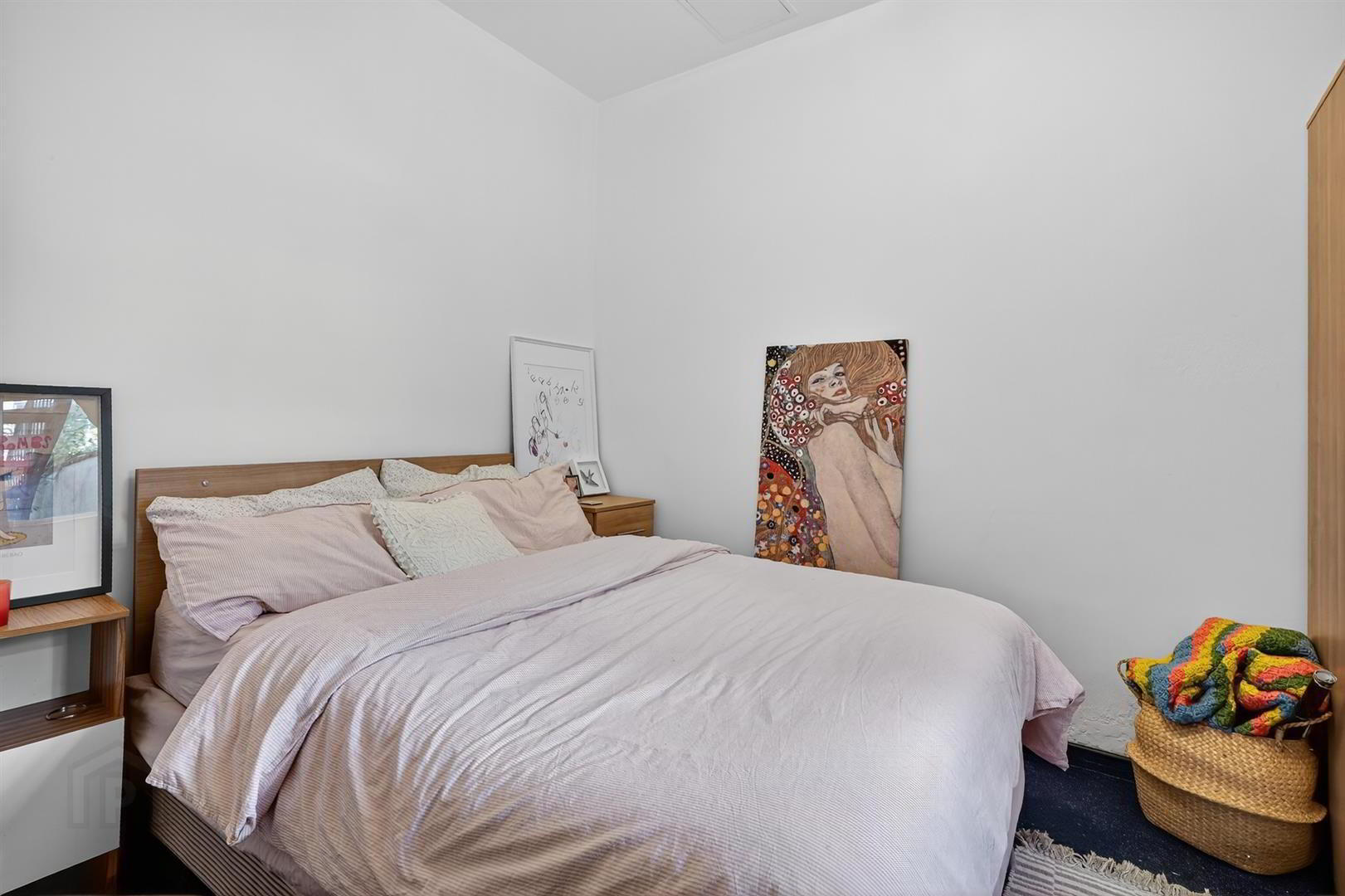 75 Wellesley Avenue ( Converted Into Two Apartments) 7 of 20