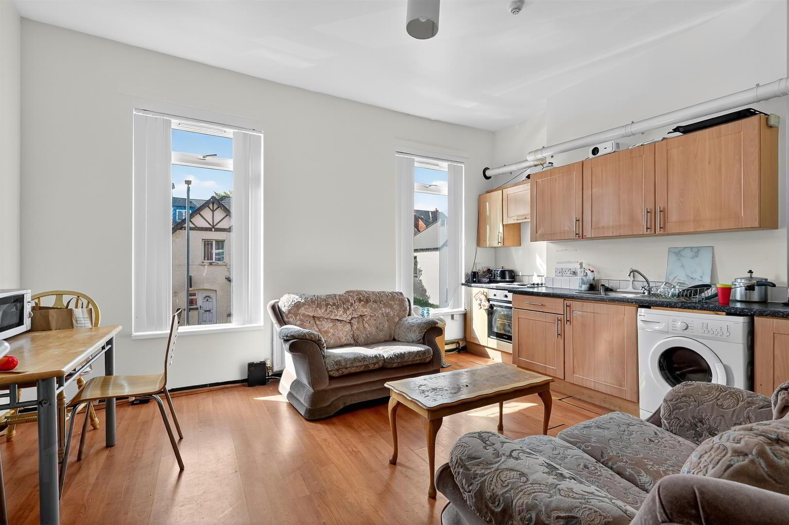 75 Wellesley Avenue ( Converted Into Two Apartments) 11 of 20