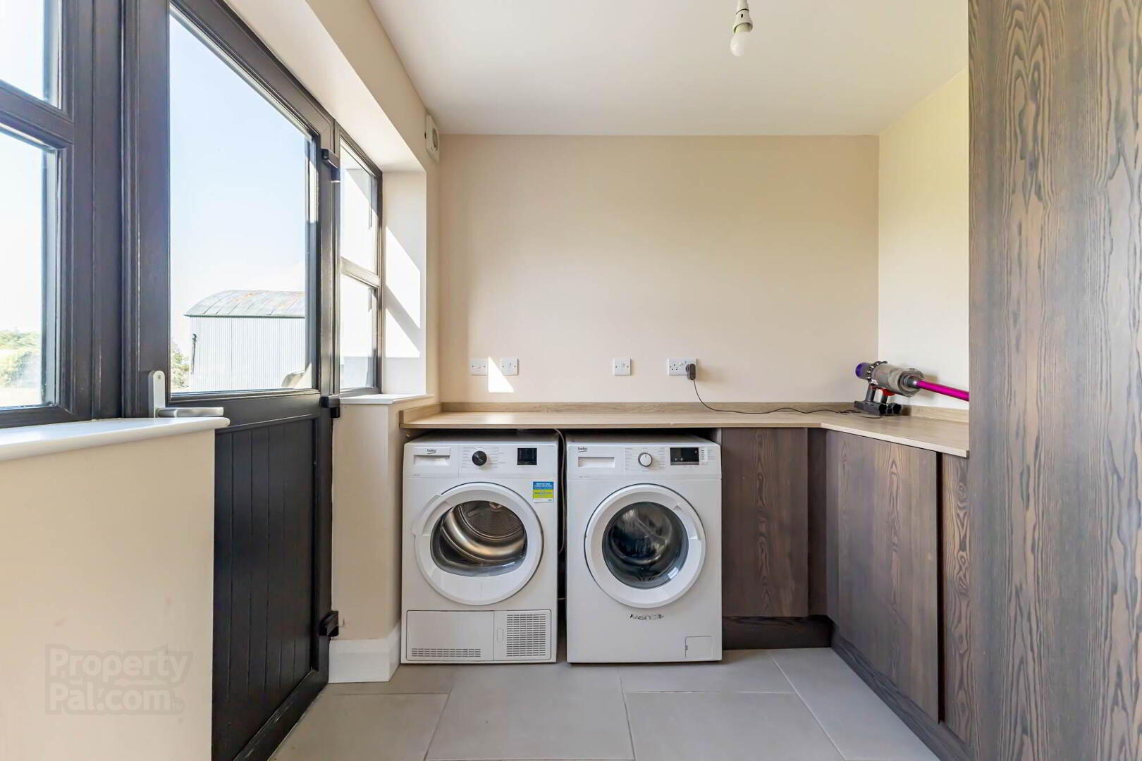 87 Carrickmannon Road 19 of 40