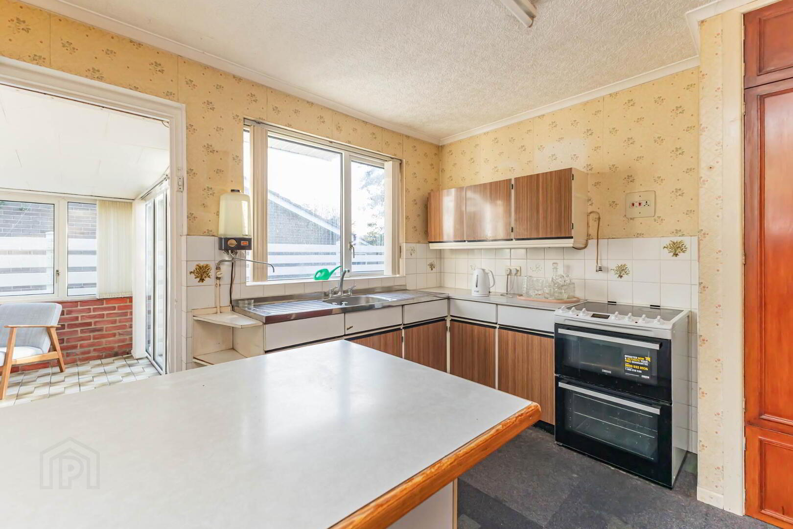9 Dalboyne Gardens 7 of 30