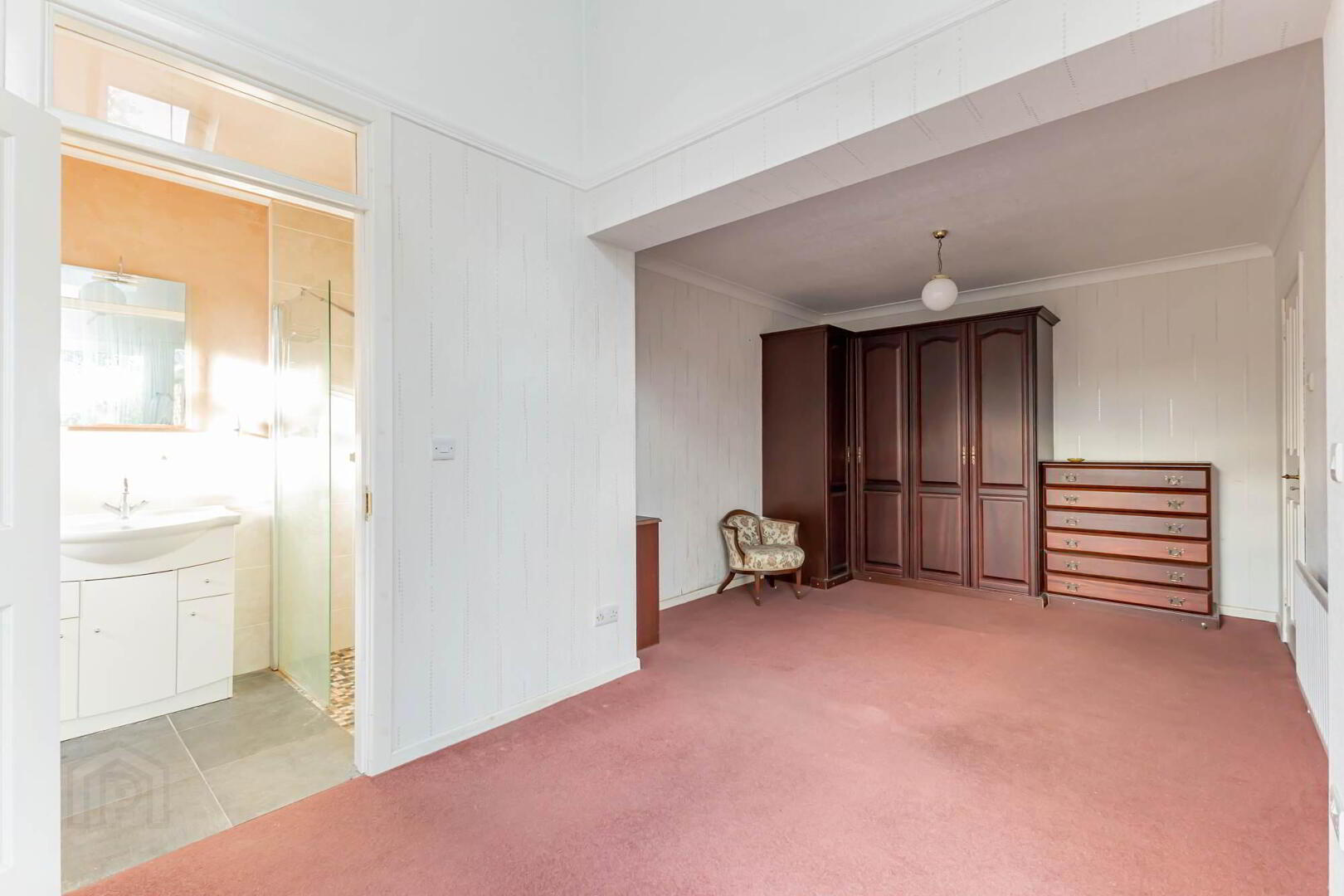 9 Dalboyne Gardens 14 of 30