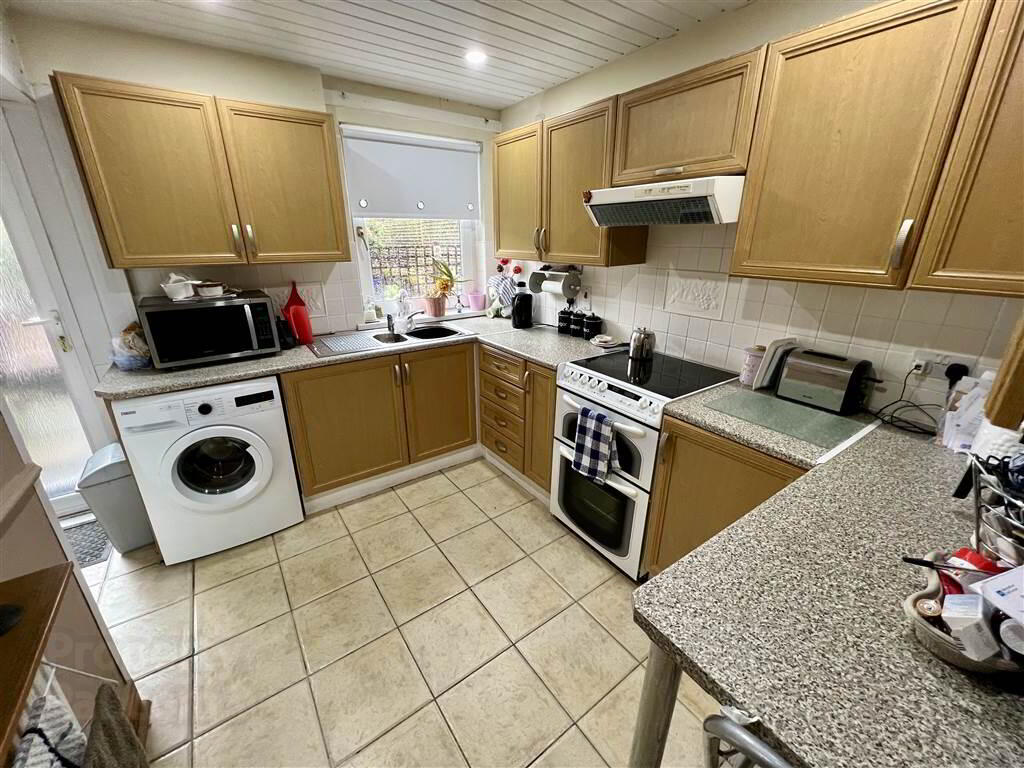 33 Mount Merrion Gardens 5 of 8