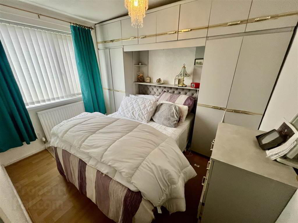 33 Mount Merrion Gardens 8 of 8