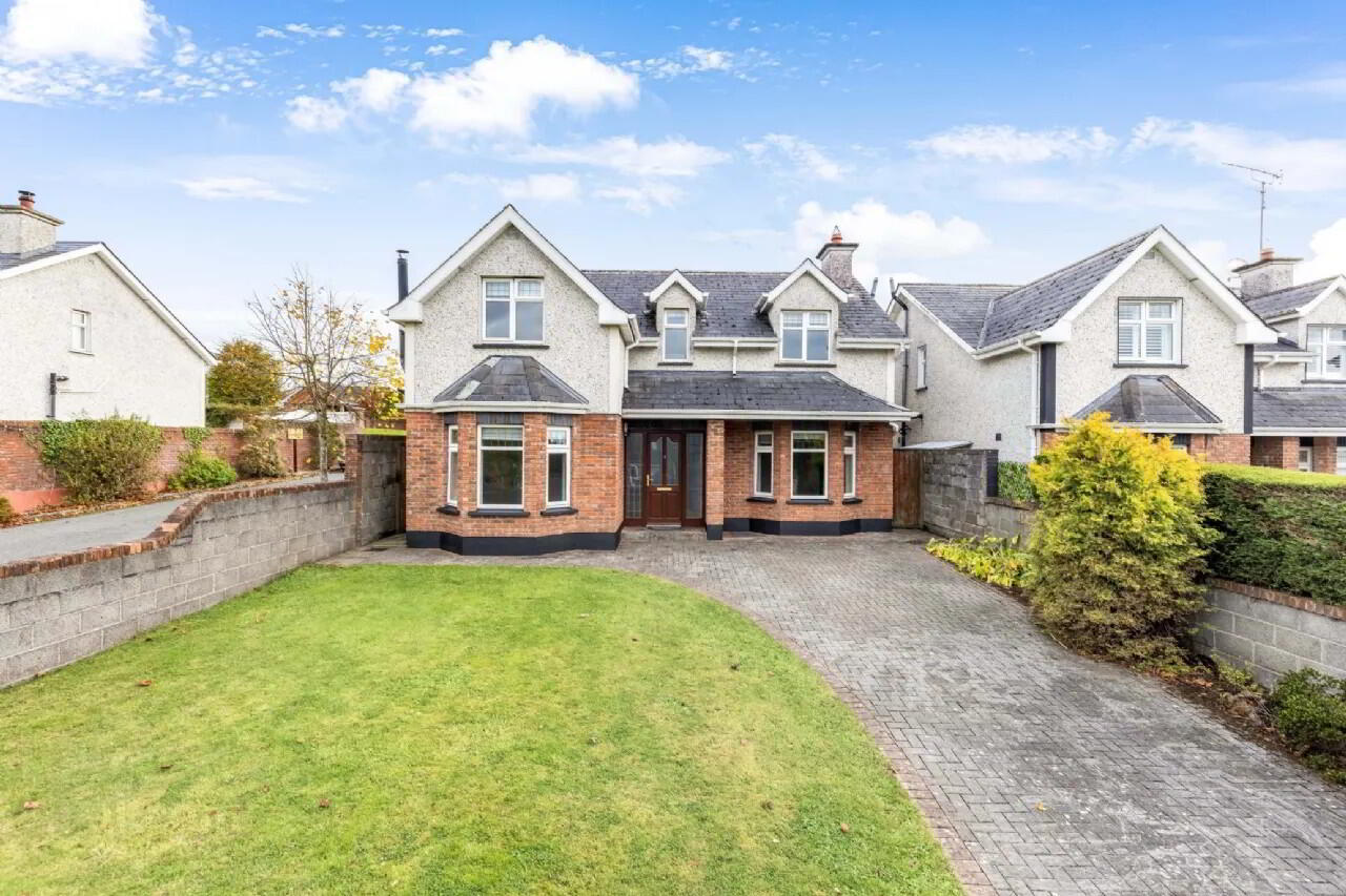 4 Highfield 1 of 28