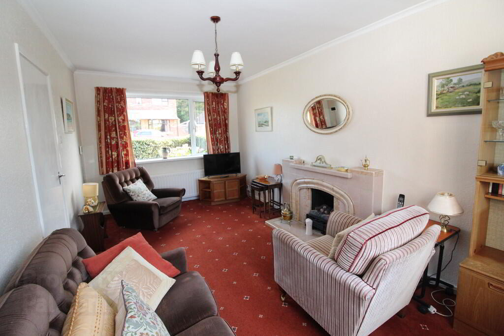 47 Glebe Road West 4 of 16