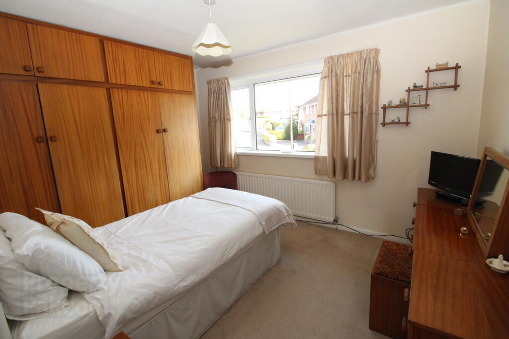 47 Glebe Road West 10 of 16