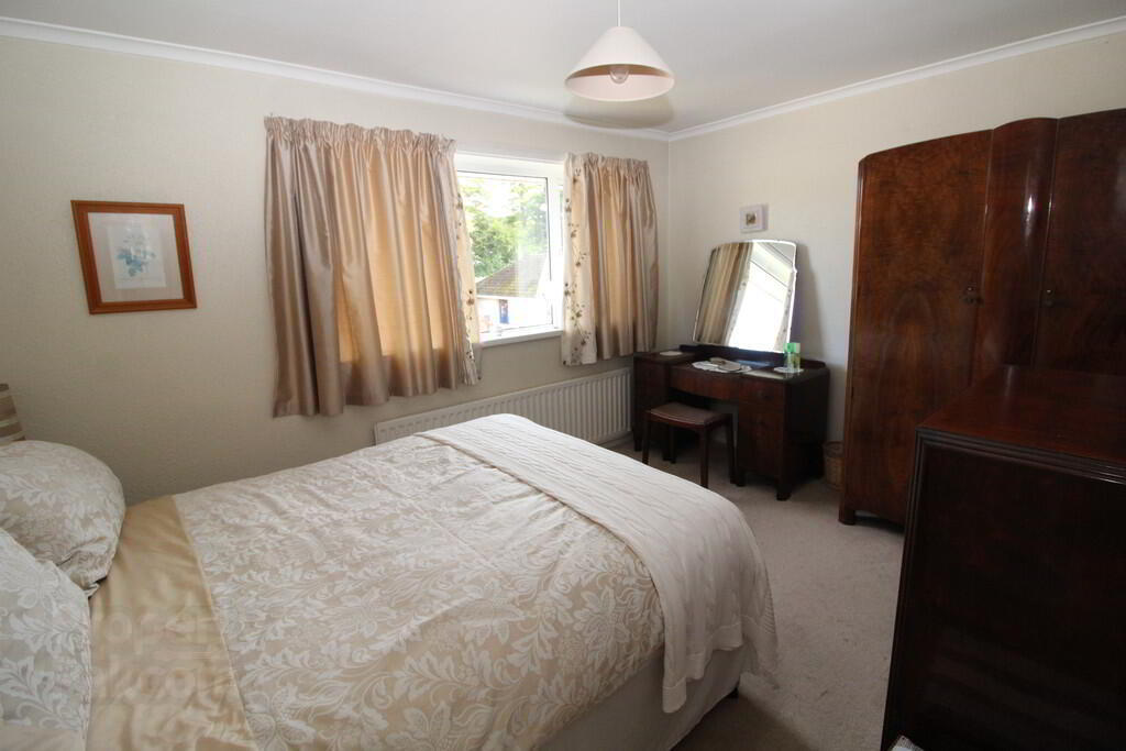47 Glebe Road West 9 of 16