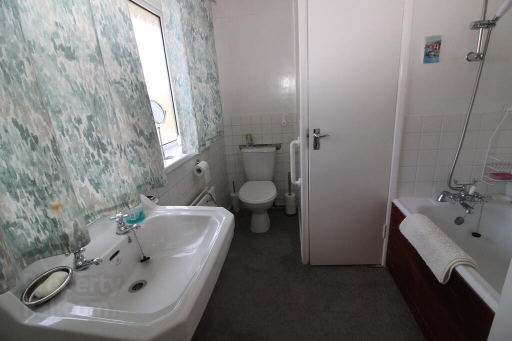 47 Glebe Road West 12 of 16