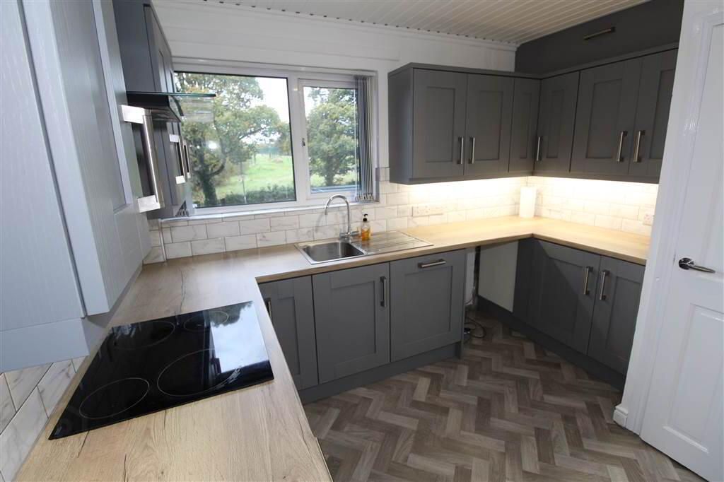 Apt 111, Firmount Crescent 6 of 11
