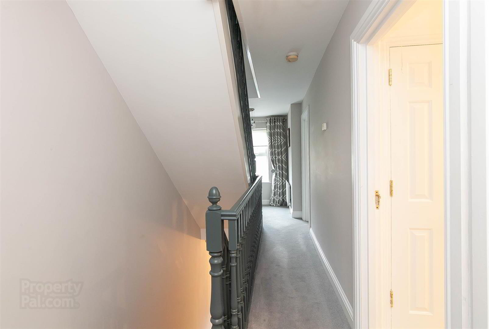 16 Holland Park 22 of 34